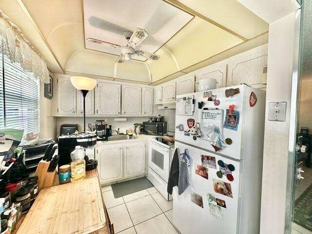 571 Fanshaw N, Boca Raton FL 33434