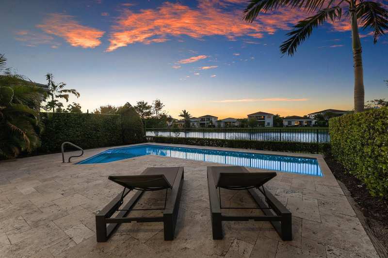 13689 ARTISAN Circle, Palm Beach Gardens FL 33418