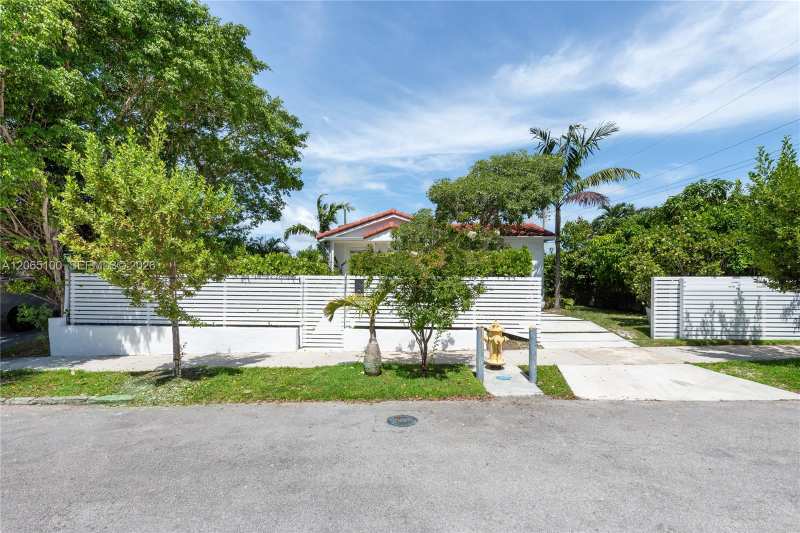 1450 SW 20th Ave, Miami FL 33145