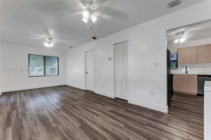 510 NW 90th St, Unincorporated Dade County FL 33150