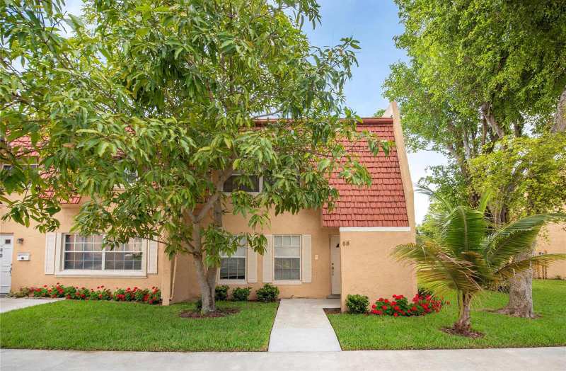 58 Ann Lee Lane, Tamarac FL 33319