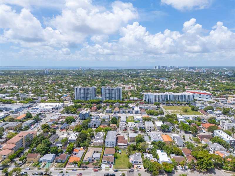2020 SW 5th St, Miami FL 33135
