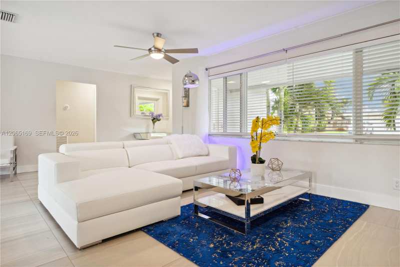 1424 NE 53rd Ct # 0, Fort Lauderdale FL 33334
