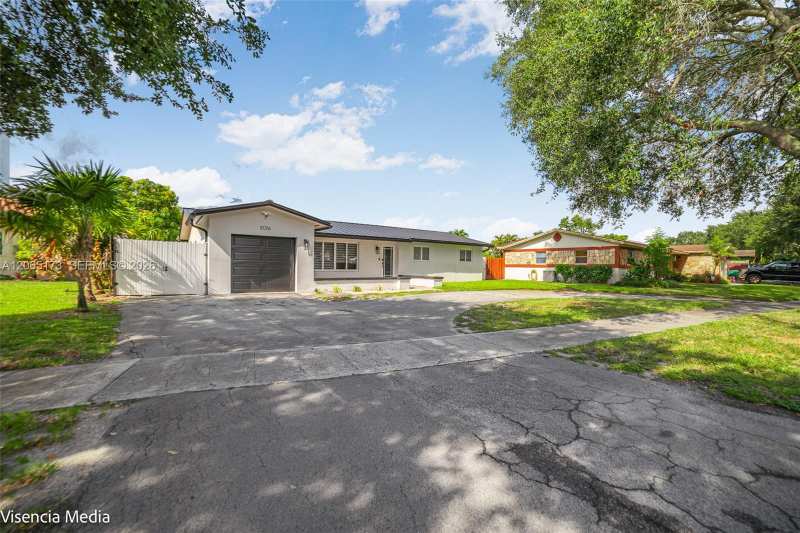 10316 SW 50th St, Cooper City FL 33328