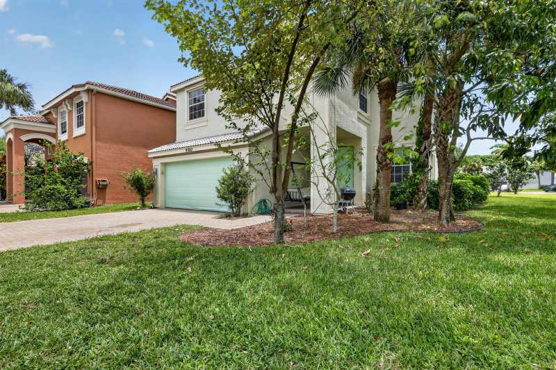 9080 Dupont Place, Wellington FL 33414
