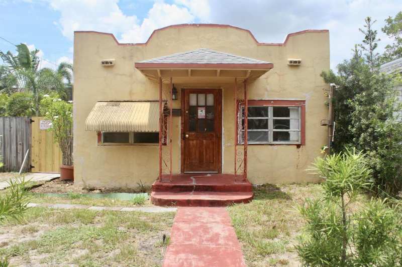519 N J Street, FL 33460