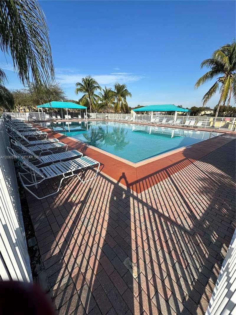 1522 SE 24th Ct # 206, Homestead FL 33035