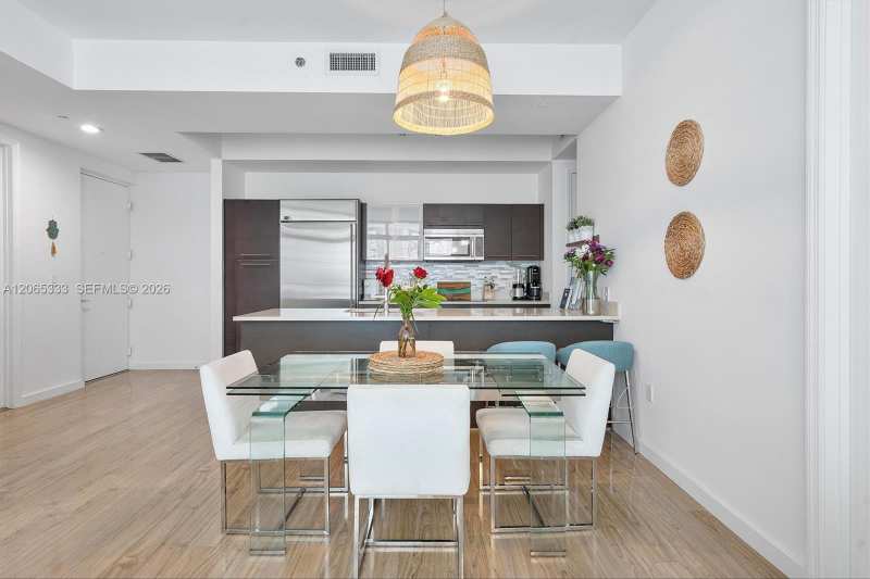 55 SE 6th St # 4305, Miami FL 33131