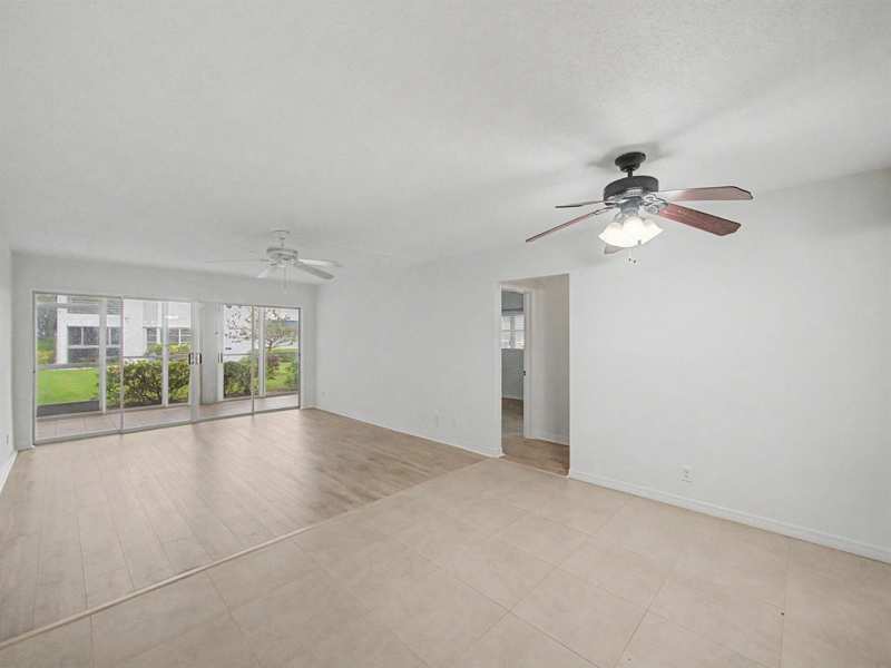 3 Westwood Avenue # 101E, Tequesta FL 33469