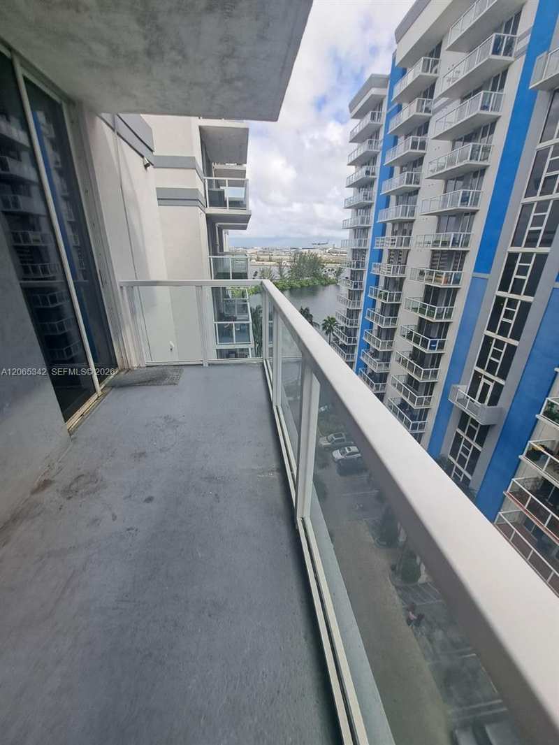 5091 NW 7th St # 1007, Miami FL 33126