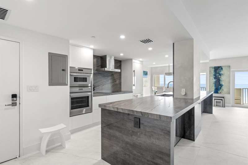4301 N OCEAN Boulevard # 1706, Boca Raton FL 33431