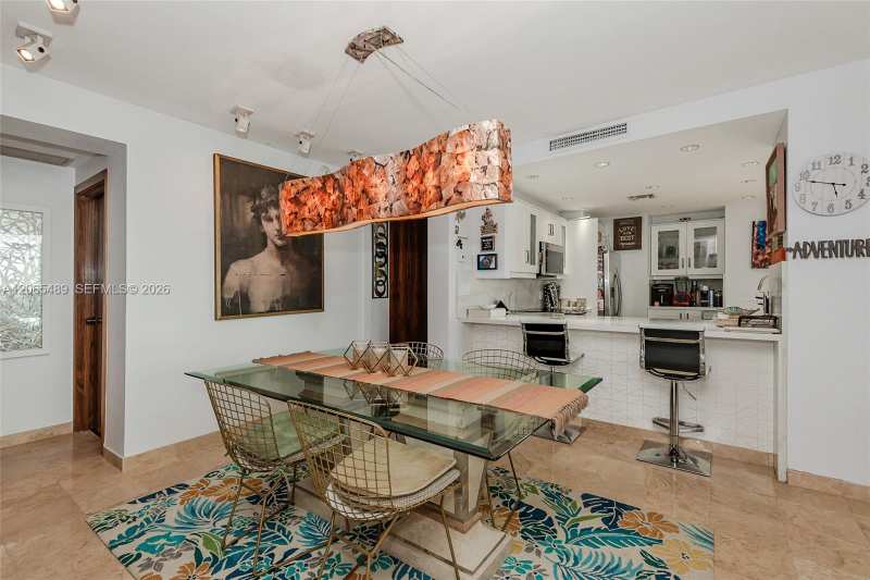 11111 Biscayne Blvd # 1228, Miami FL 33181
