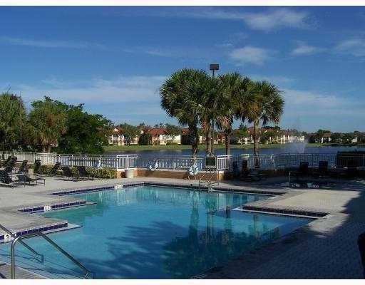 712 NW 92nd Avenue, Plantation FL 33324
