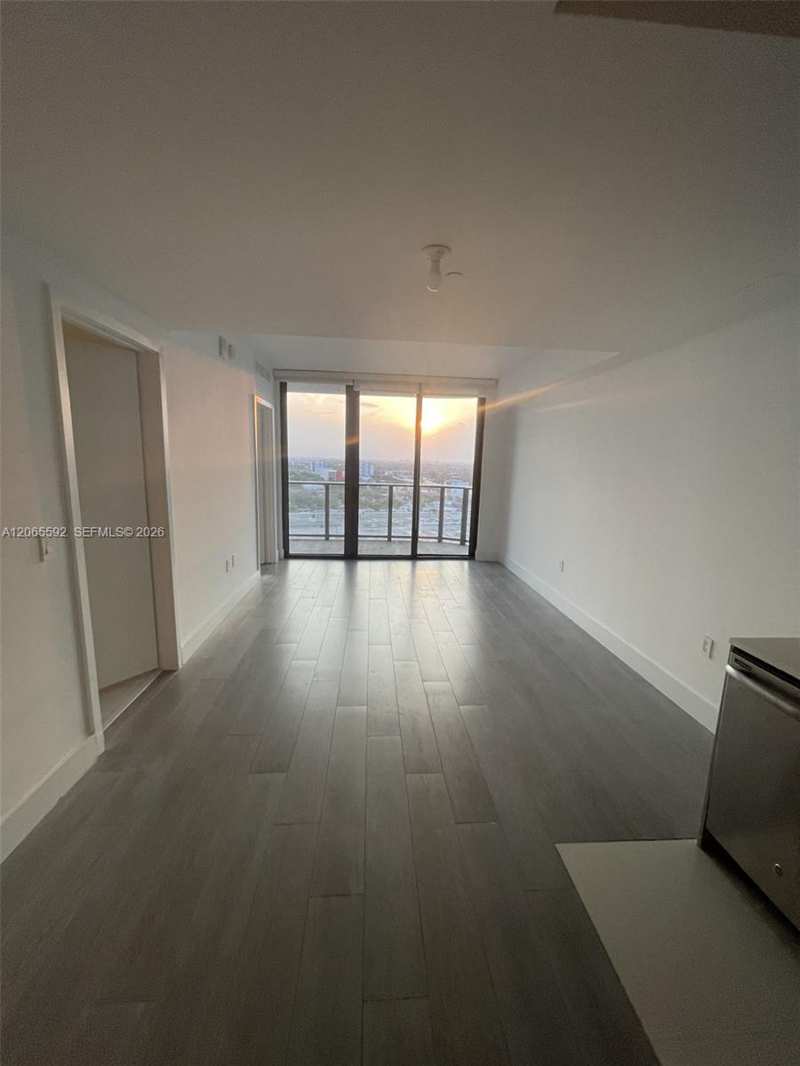 121 NE 34th St # 1810, Miami FL 33137
