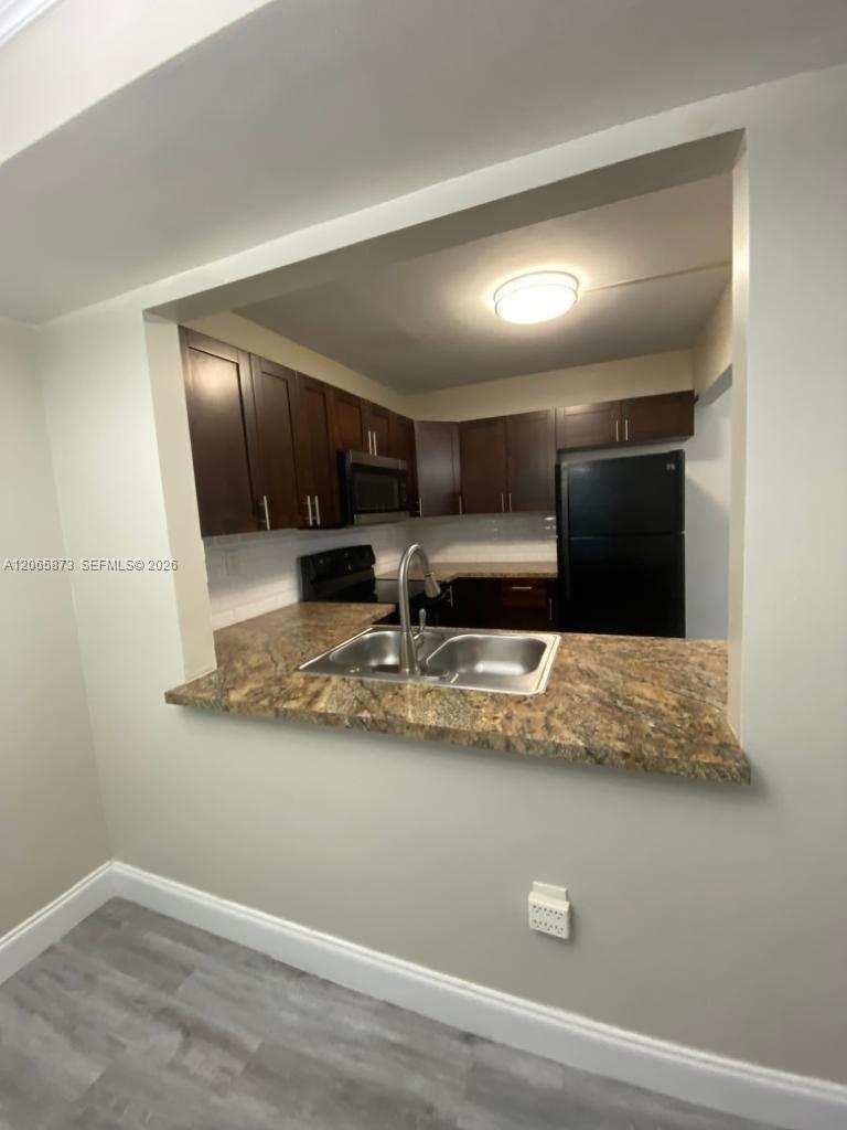 446 NE 210th Cir Ter # 6A, Miami FL 33179