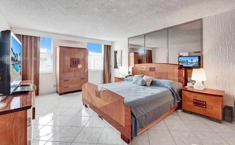 1920 S Ocean Drive # 16B, FL 33009