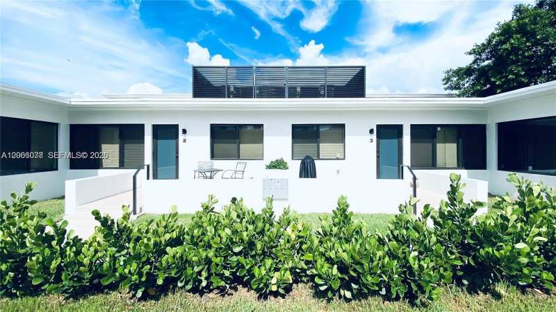 1765 Normandy Dr, Miami Beach FL 33141