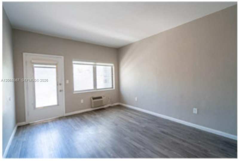 710 Meridian Ave # 6, Miami Beach FL 33139