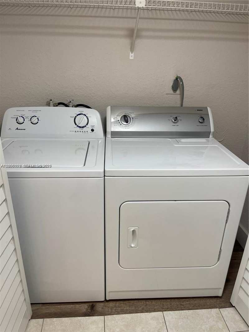 8225 Lake Dr # 108, Doral FL 33166