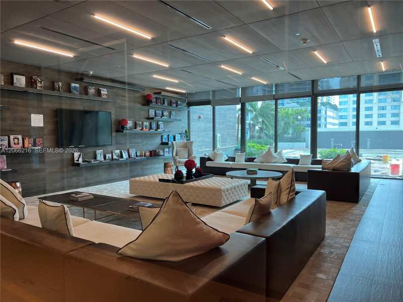 1080 Brickell Ave # 2805, Miami FL 33131