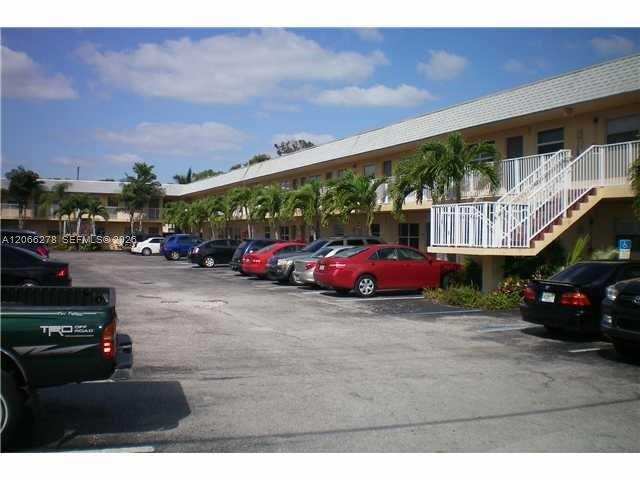4061 N Dixie Hwy # 23, Oakland Park FL 33334