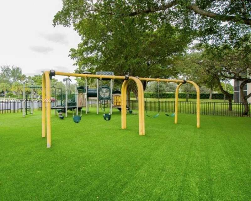8600 N Sherman Cir # 507, Miramar FL 33025