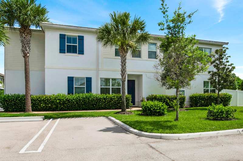 50 PALM Lane, Royal Palm Beach FL 33411