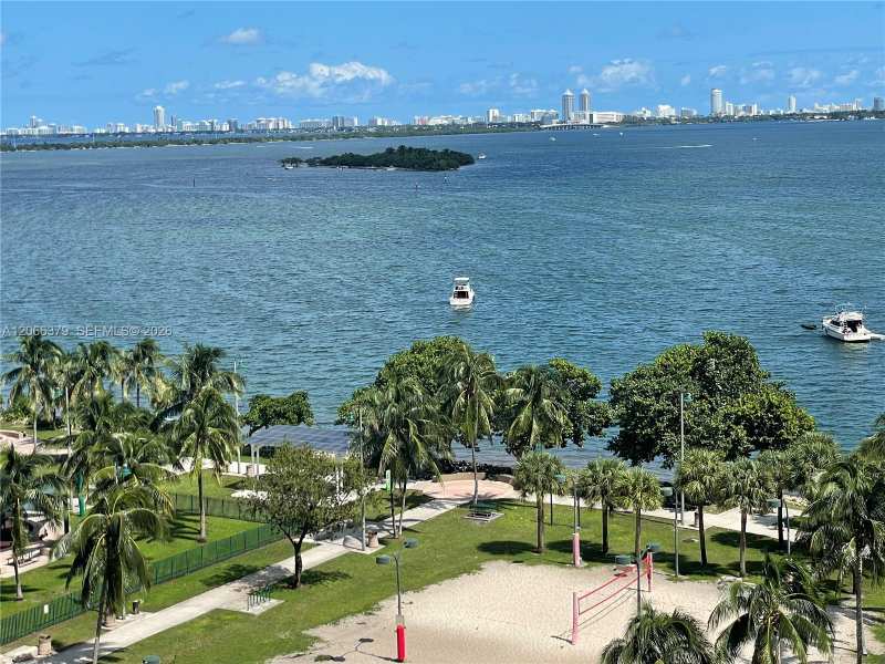 1750 N Bayshore Dr, Miami FL 33132