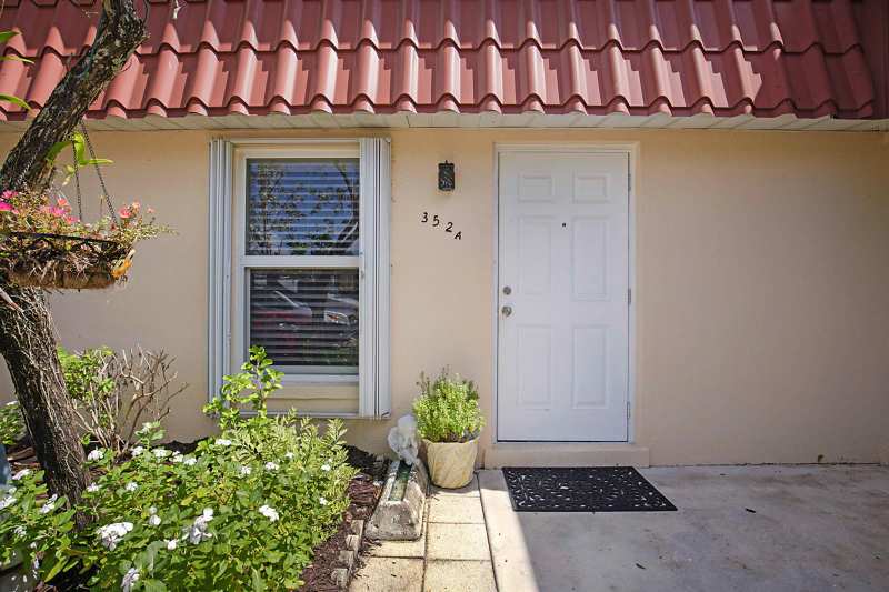 352 Covered Bridge Boulevard # A, FL 33467