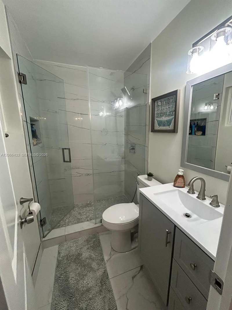 400 N 60th Way # A, Hollywood FL 33024