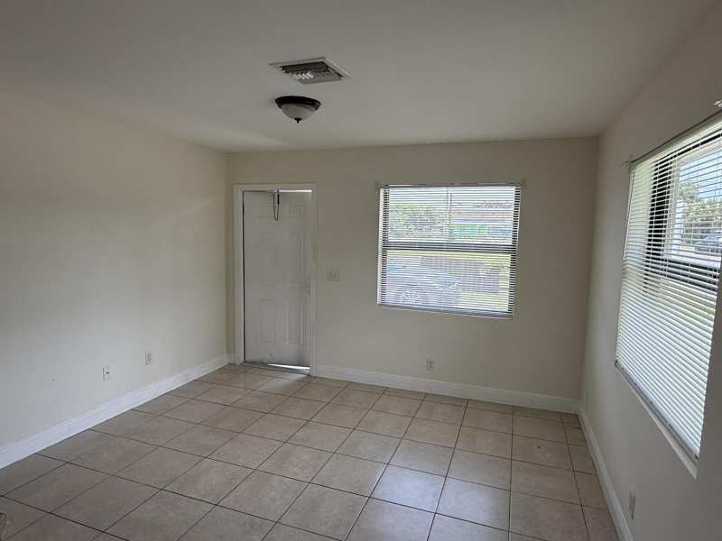 2820 Avenue S # A1, Riviera Beach FL 33404