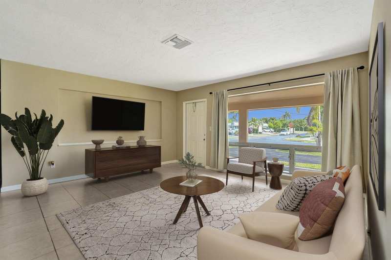 500 SE 4TH Court, Pompano Beach FL 33060