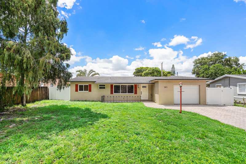 5811 SW 53RD Terrace, Davie FL 33314