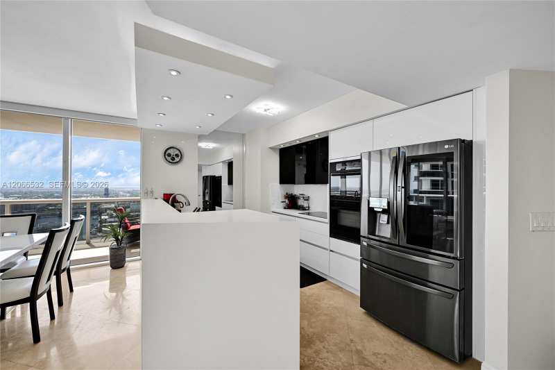 1830 S OCEAN DR # 3606, Hallandale Beach FL 33009