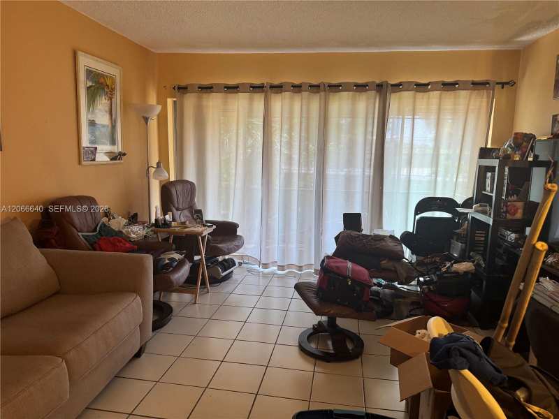 8775 Park Blvd # 123, Miami FL 33172