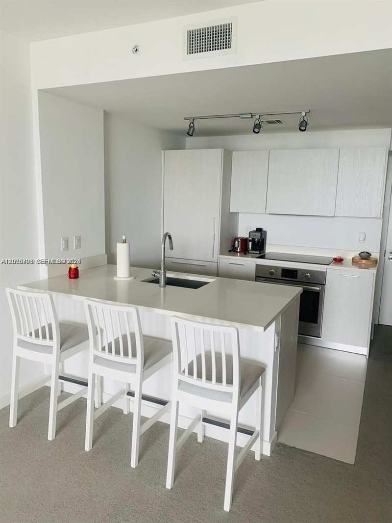 501 NE 31st St # 804, Miami FL 33137