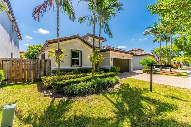 25419 SW 121st Ave, Homestead FL 33032