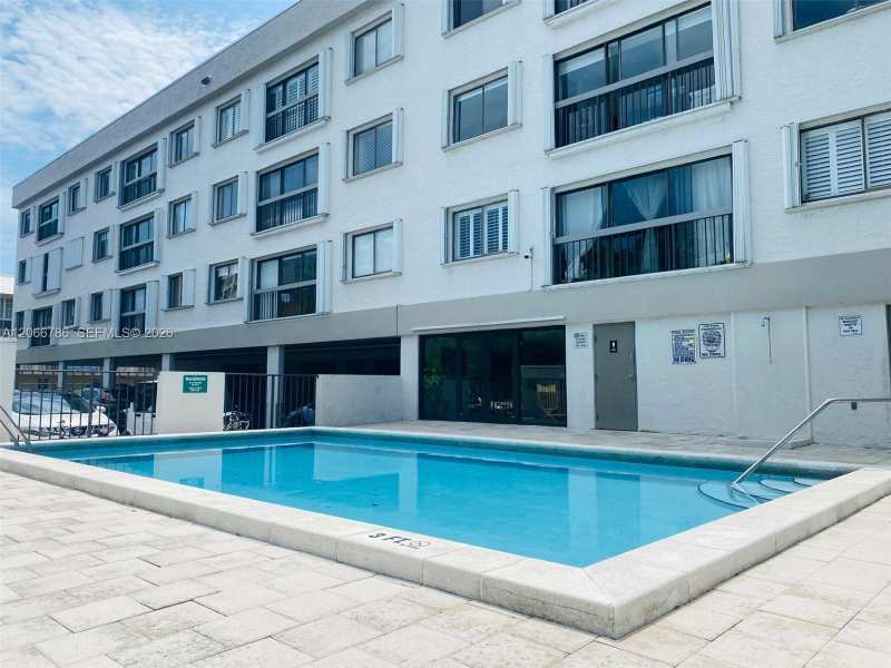 255 Galen Dr # 4L, Key Biscayne FL 33149
