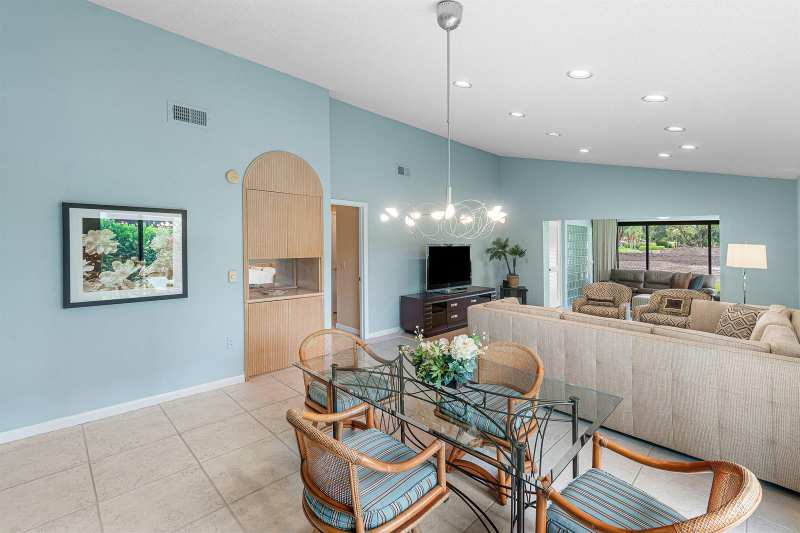 27 Stratford Lane W # D, Boynton Beach FL 33436