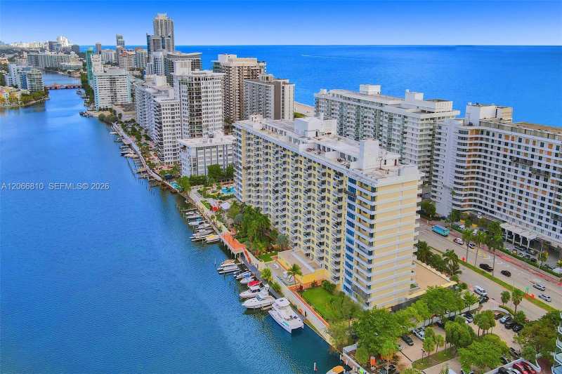 5600 Collins Ave # 9D, Miami Beach FL 33140