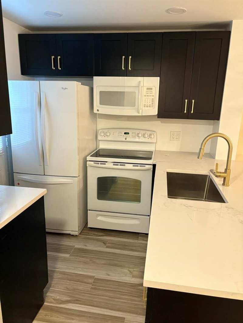 5701 NW 2ND Avenue, Boca Raton FL 33487