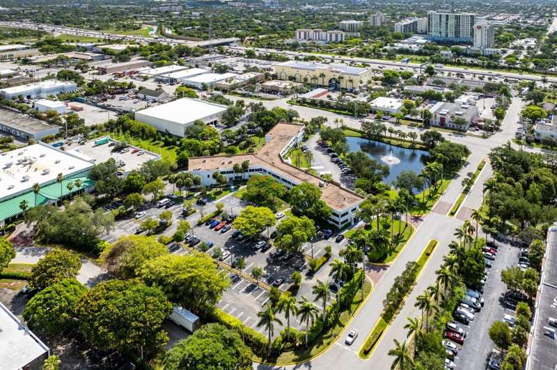 555 SW 12TH Avenue # 104, Pompano Beach FL 33069