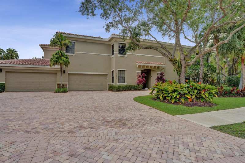 7570 Old Thyme Court # 9C, Parkland FL 33076