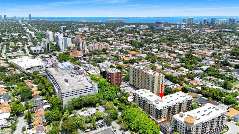 3530 SW 22ND Street # 902, Miami FL 33145
