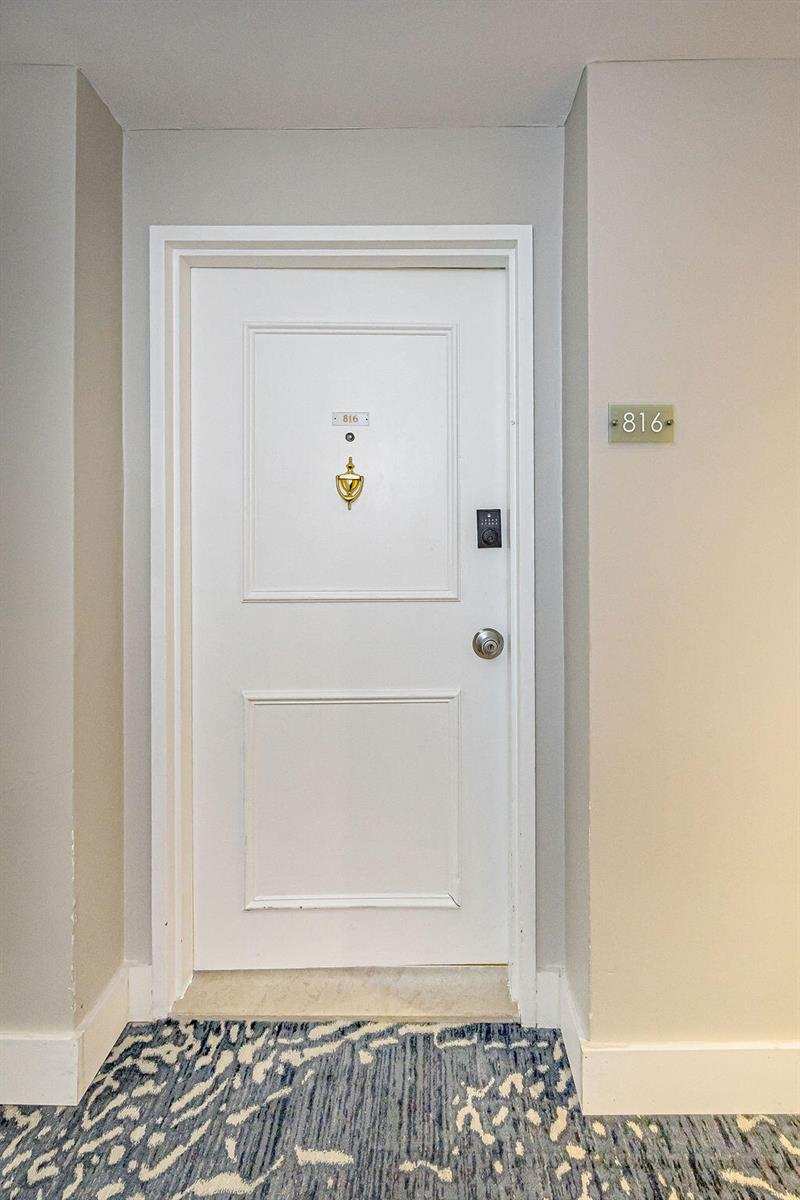 5601 Collins Avenue # 816, Miami Beach FL 33140