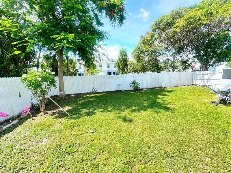 3842 Patio Court, FL 33461
