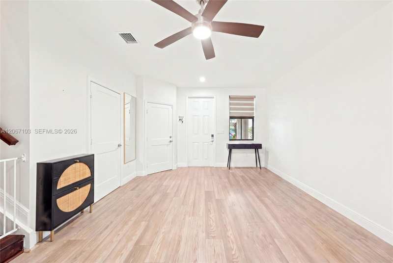 3478 W 110th St, Hialeah FL 33018