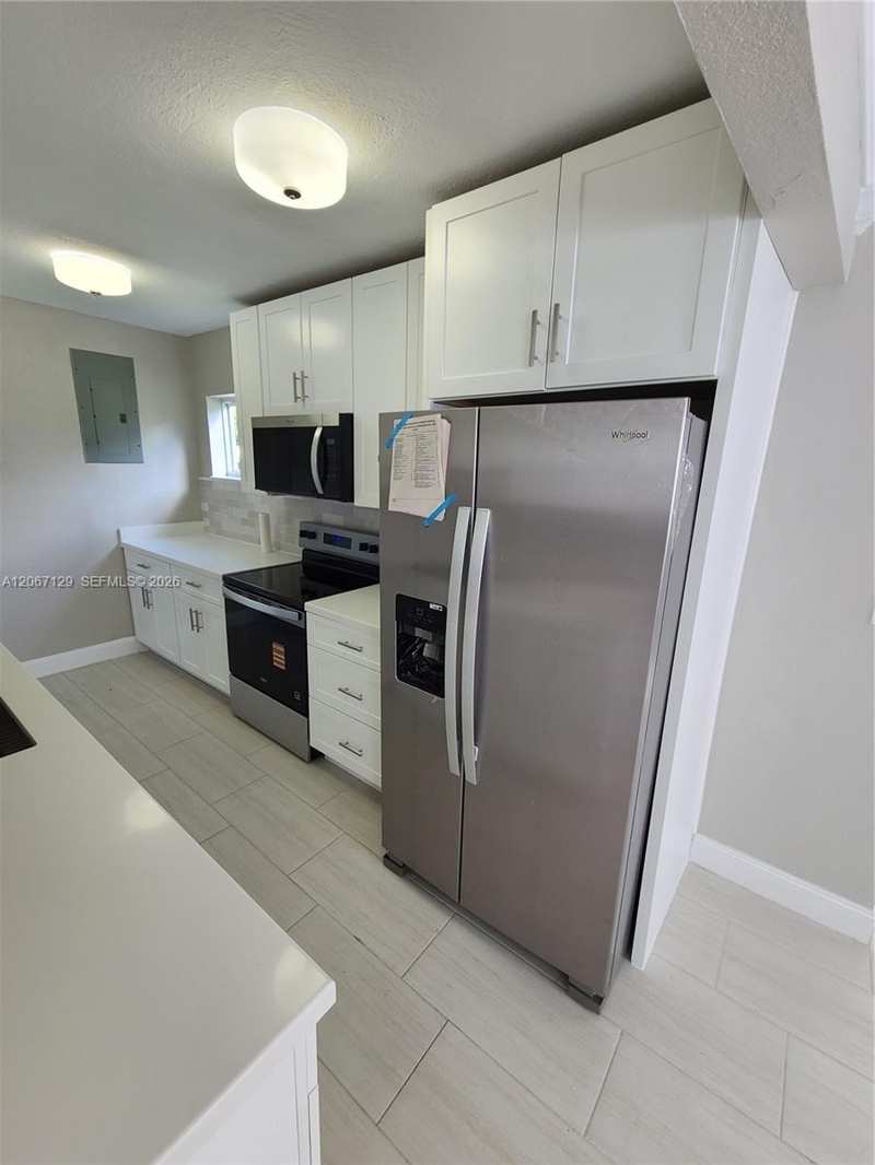 1240 NE 207th Ter, Miami FL 33179