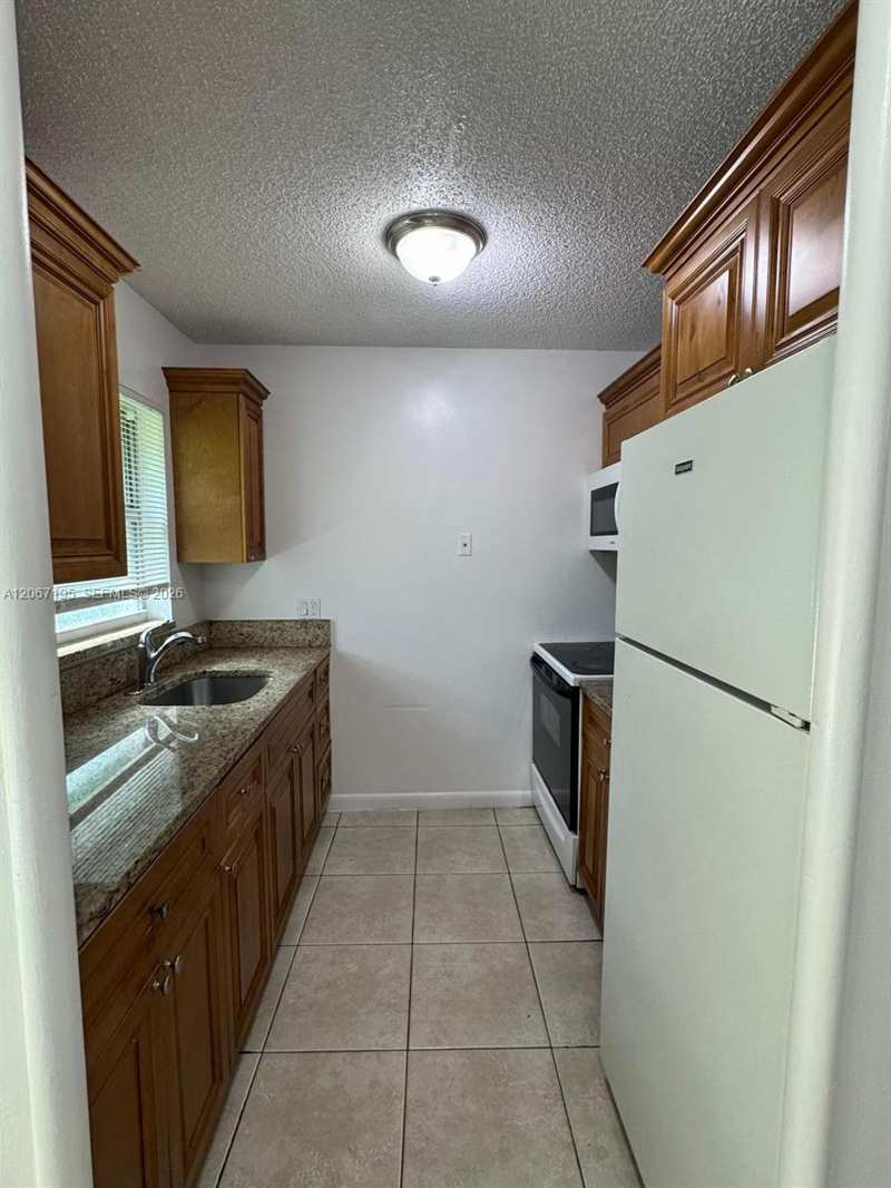 1746 N 3rd Ave N # 2, Lake Worth FL 33460