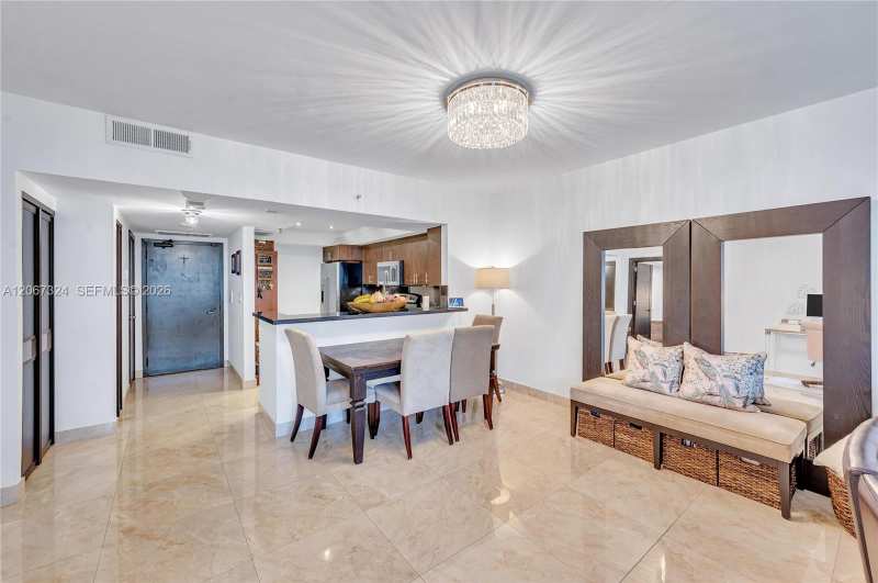 520 Brickell Key Dr # A1012, Miami FL 33131